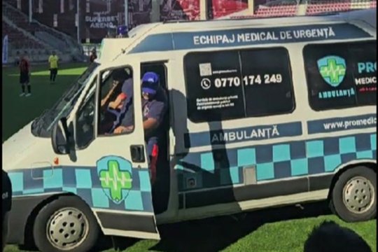 Giani Kiriță, accidentare serioasă la un meci caritabil pe Giulești. A fost nevoie de intervenția ambulanței