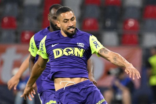 Eliminare stupidă a unui jucător de la CFR Cluj, în fața Oțelului! Ardelenii nu se mai trezesc din coșmar