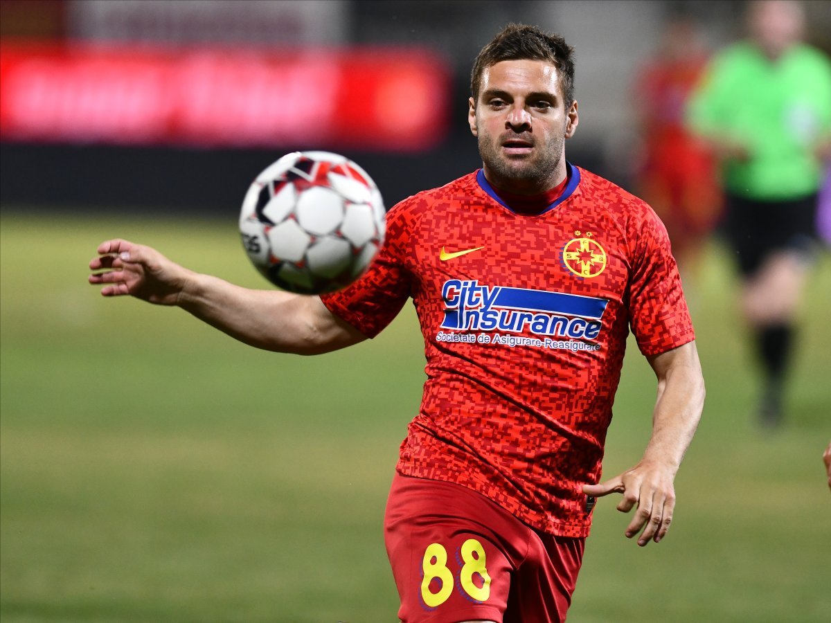 Jucătorii de la FCSB, ”țepuiți” la prime de Gigi Becali: ”Am primit 120.000 de euro și i-am dat înapoi”