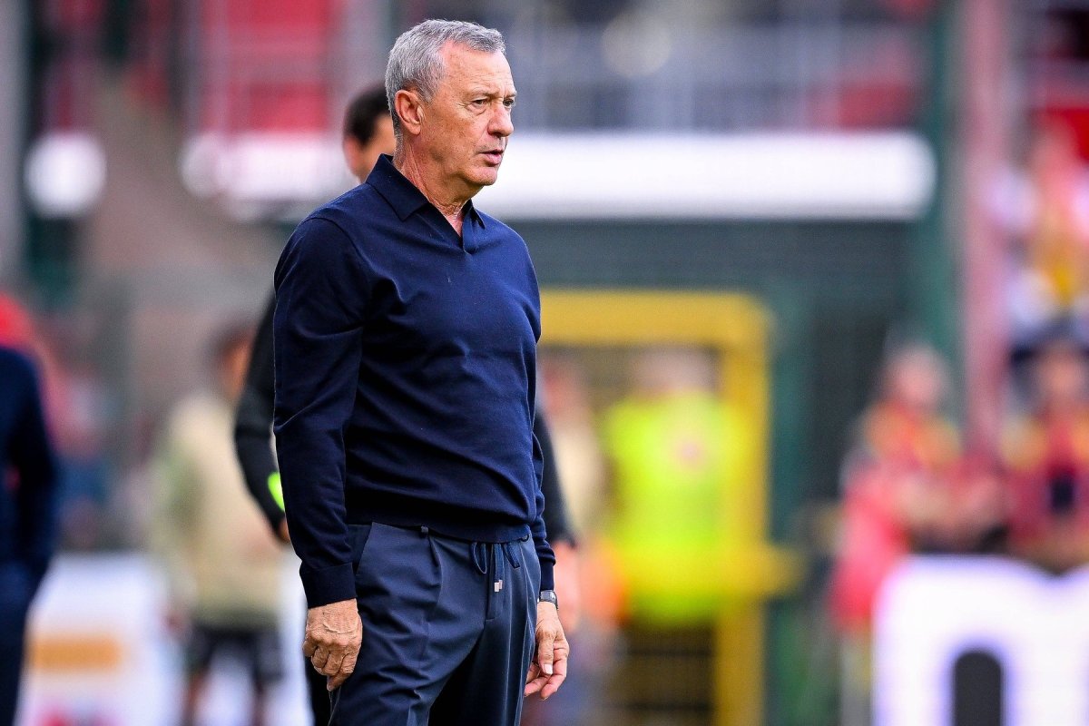 Antrenorul român a mai avut un mandat de antrenor la Standard Liege