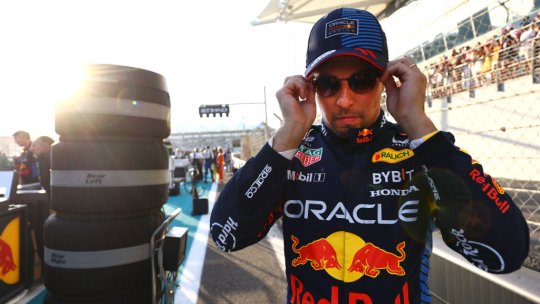 Max Verstappen, unicul privilegiat la Red Bull. Sergio Perez recunoaște cu regret: ”Nu a fost ușor! Trebuia să te adaptezi la stilul mașinii”