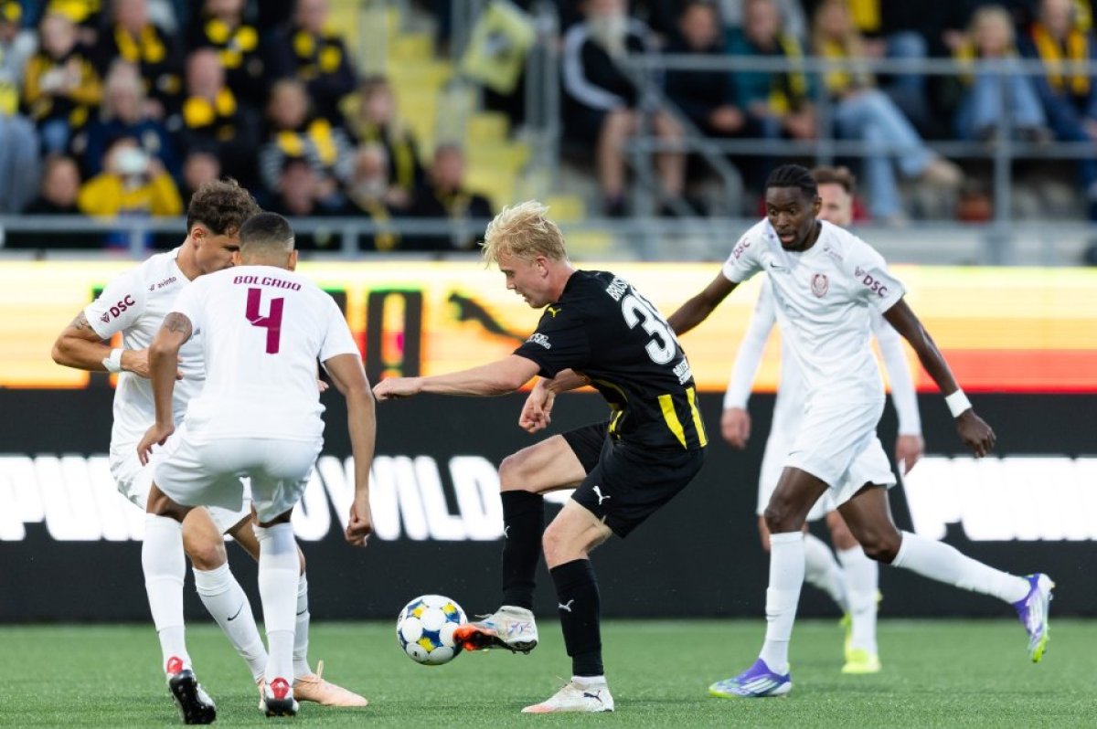 Hacken - CFR Cluj