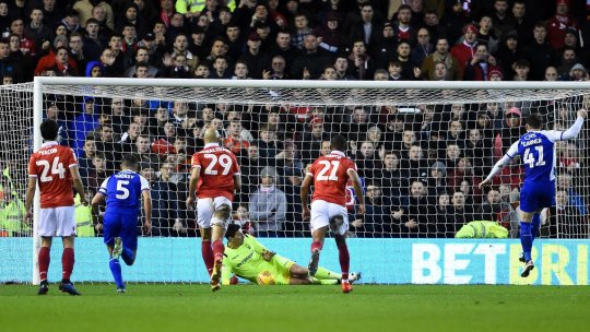 Lecția primită de fotbalistul român care a evoluat în Premier League: ”Asta îți poate ruina cariera sau parcursul”