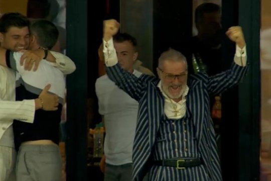 Gigi Becali a exultat în tribunele Arenei Naționale! Vin milioanele de euro din Europa League