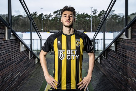 Ce salariu va avea Adrian Mazilu la Dinamo. Sub multe dintre rezervele de la FCSB