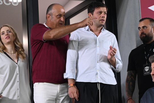 Victor Angelescu a intrat în direct după victoria cu UTA și a vorbit despre transferul lui Borza: ”5.000.000 de euro este o sumă bună” + Mesajul său pentru FCSB și Craiova