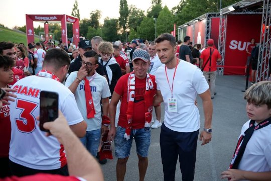 Andrei Nicolescu, reverență în fața fanilor lui Dinamo: ”Dacă spiritul din tribune ar fi pe gazon, n-am pierde niciun meci”