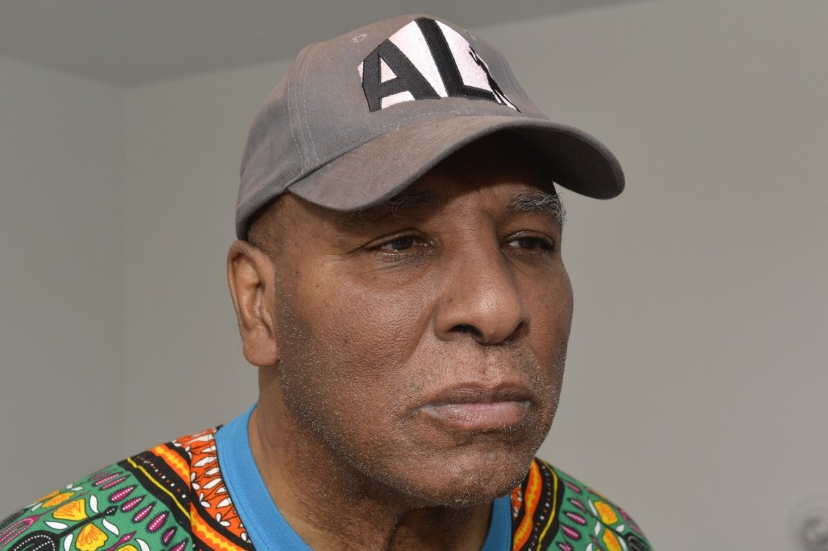 Rahaman Ali a debutat în boxul profesionist în 1964