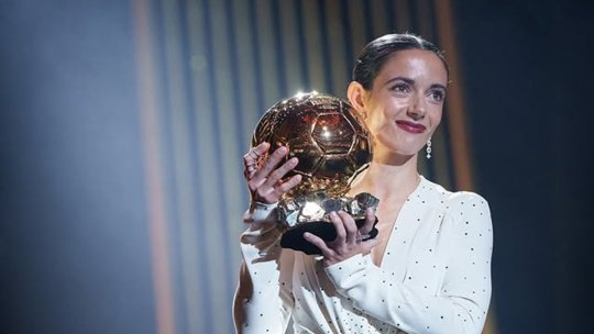 Favorita la Balonul de Aur ar putea rata dramatic cel mai important trofeu individual din fotbal