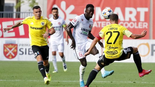 Sabău le face o promisiune fanilor U Cluj: ”Jucătorii nu fac greșeli pentru că vor” + Dan Nistor, aproape de un record în campionat