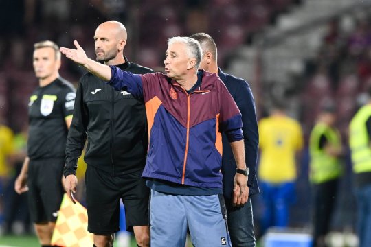 Dan Petrescu, eliminat la finalul partidei CFR Cluj - Universitatea Craiova! Ce s-a întâmplat