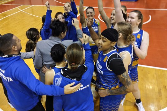 ”Tinerii își iau modelele de la Insula Iubirii și dup-aia ne mirăm”. Acuzat că nu suportă sportivii tatuați, șeful clubului a reacționat