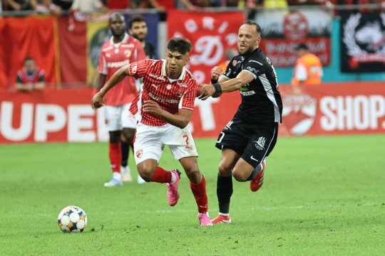 Dinamo - Hermannstadt 2-0. ”Câinii” au urcat pe podium! Sibienii, o singură victorie în primele 8 etape