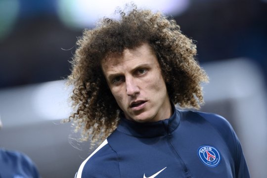 David Luiz, acuzat că și-a amenințat fosta iubită cu moartea. Tribunalul din Brazilia i-a impus ordin de restricție