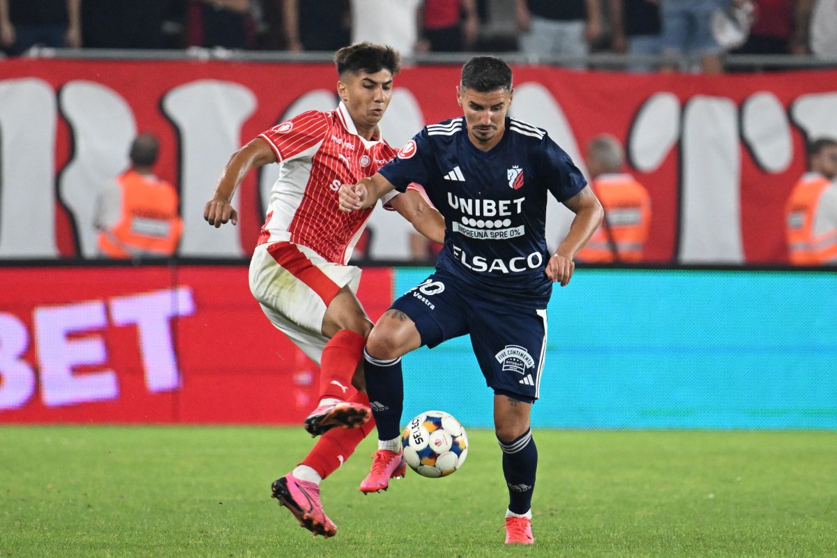 Romario Benzar, în duel cu Alex Musi