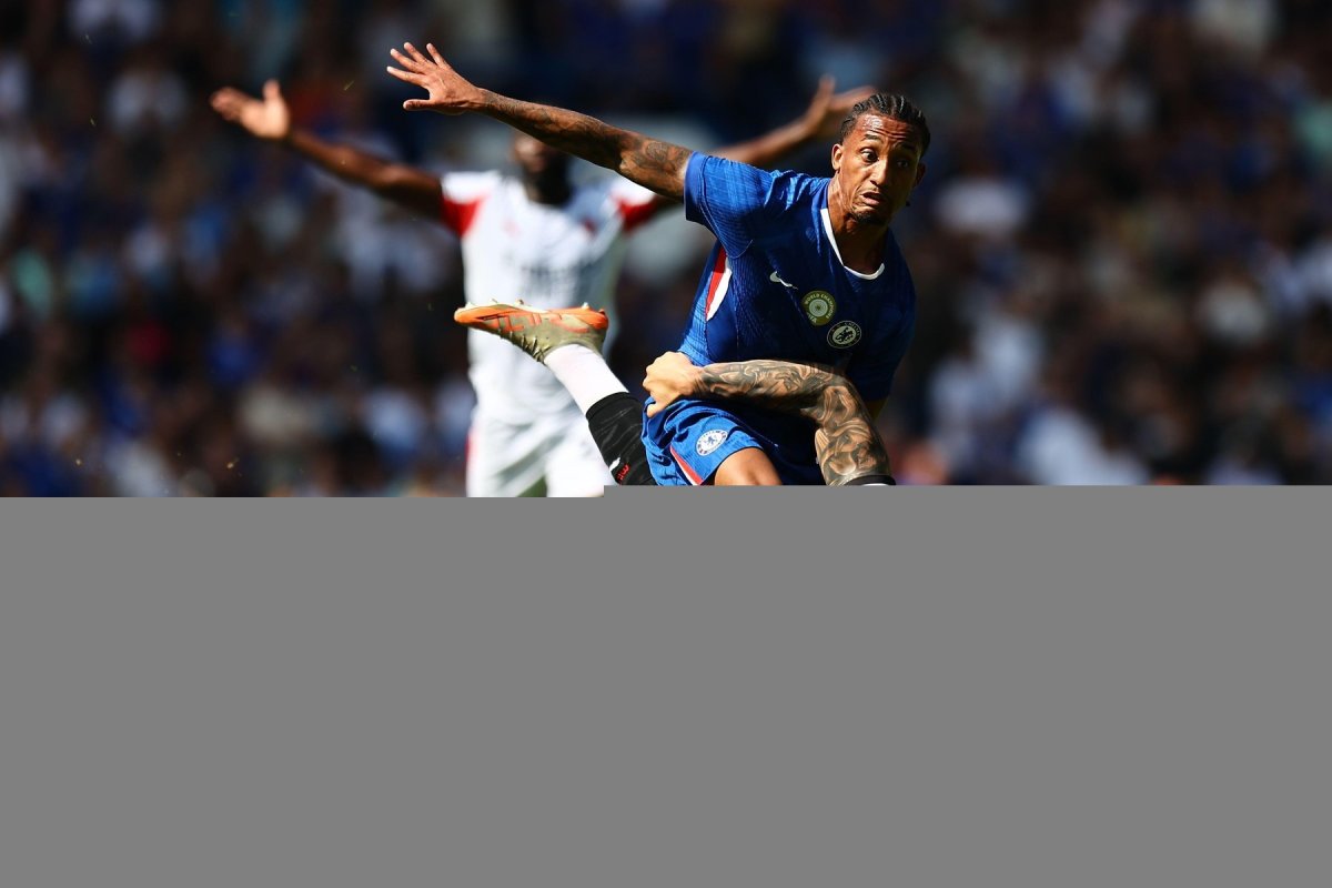 OFICIAL | A refuzat-o pe Dinamo și își continuă cariera în Italia
