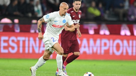 Umilit de Gigi Becali, Chiricheș a ieșit zâmbind de pe teren! De ce a fost înlocuit în minutul 29 al partidei cu CFR