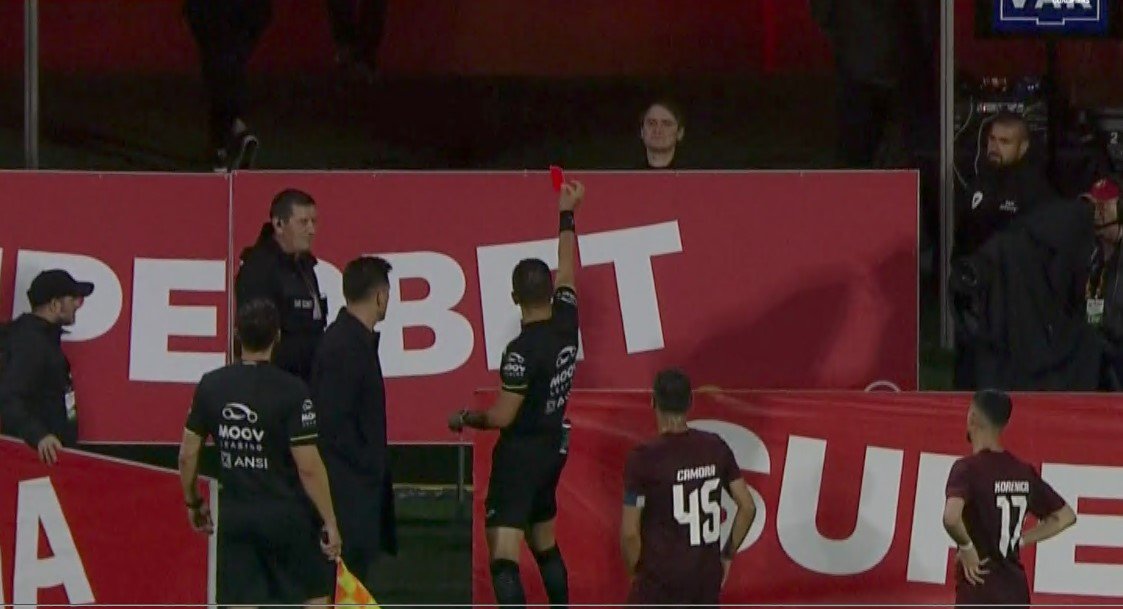 Cristi Balaj, eliminat la pauza meciului cu FCSB. De ce a încasat roșu președintele CFR-ului