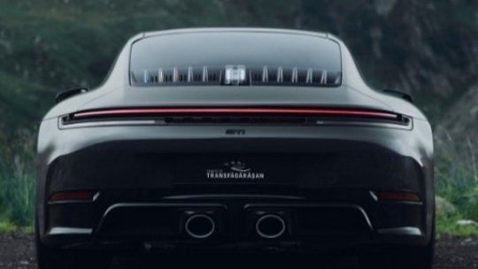 Porsche a scos o ediție specială dedicată celor 50 de ani de Transfăgărășan