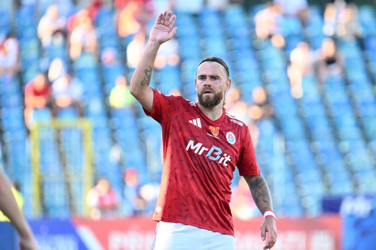 Nu renunță! Formația din SuperLiga cu care Eric Bicfalvi este aproape să semneze