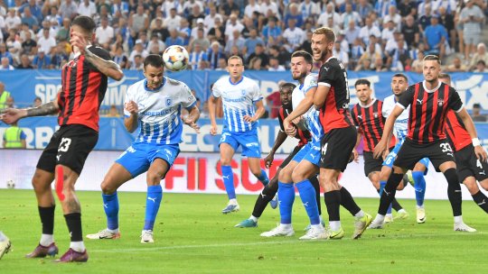 Universitatea Craiova - Trnava 3-0. Oltenii fac spectacol pe ”Oblemenco”! Formația lui Mirel Rădoi pleacă favorită în returul din Slovacia
