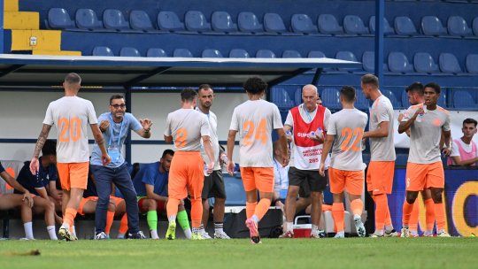 OFICIAL | Două noi transferuri la Metaloglobus! Jucătorul de la FCU Craiova și fotbalistul cu 5 echipe din România în CV au fost prezentați