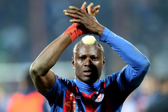 Ousmane N'Doye și-a făcut școală de fotbal și a propus un jucător la FCSB: ”Am vorbit cu Gigi”