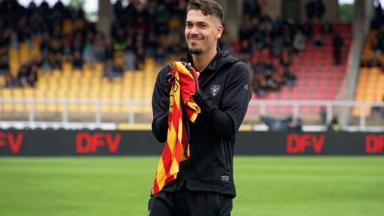 Retragere prematură din fotbal, la doar 23 de ani. Jucătorul crescut de Barcelona nevoit să pună ”ghetele în cui”