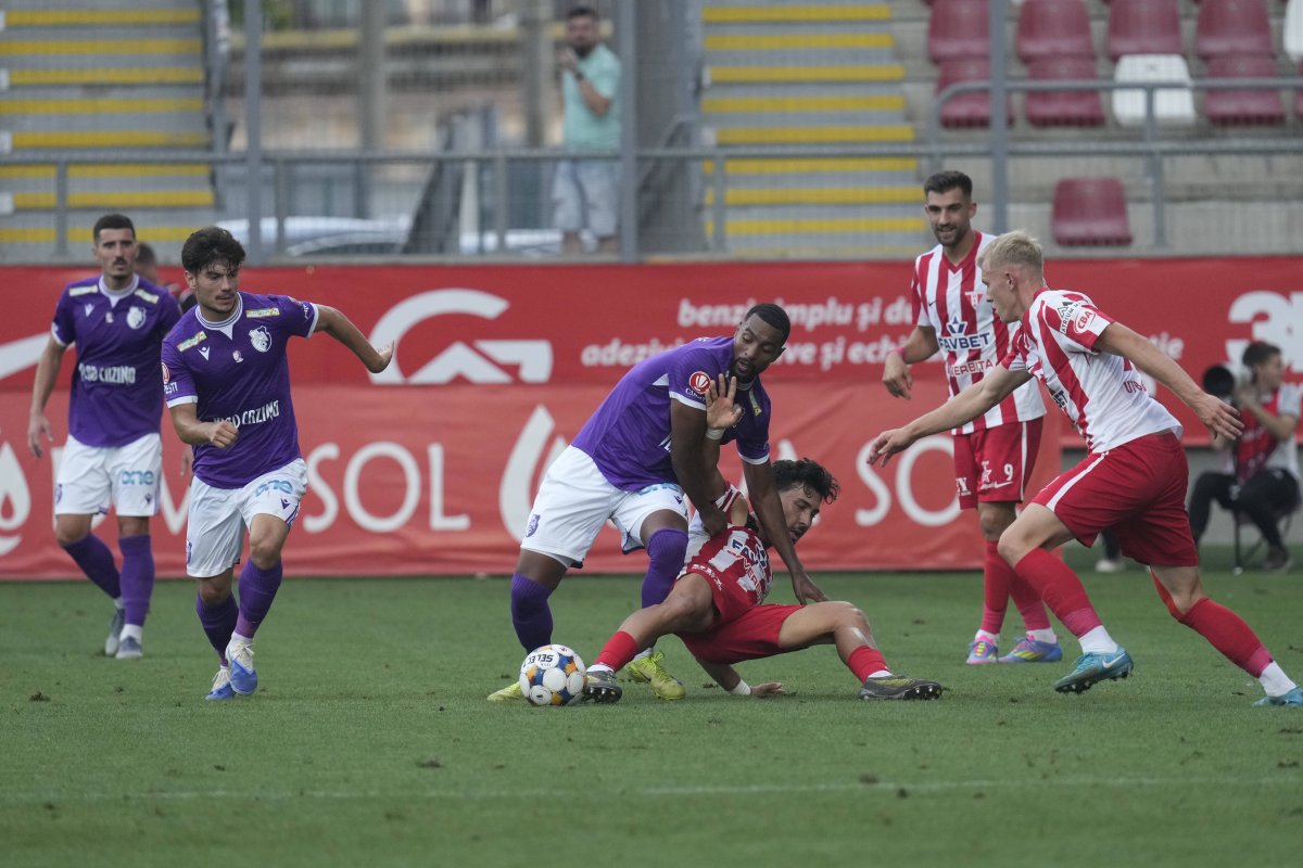 UTA Arad și Argeș au remizat ultima dată, 2-2