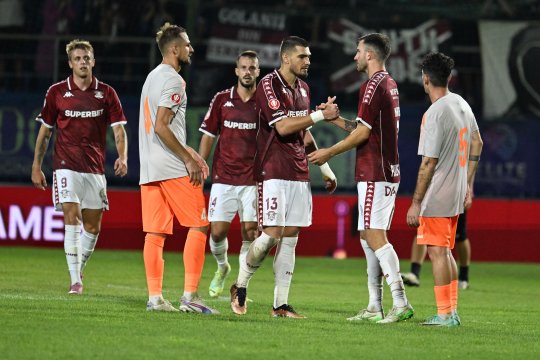 Probleme la echipa din SuperLiga! ”Înțepături” la adresa patronului: ”Defilăm cu ce avem”