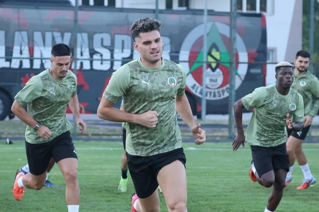 Ianis Hagi a debutat la Alanyaspor și a fost notat de Sofascore cu 6.8