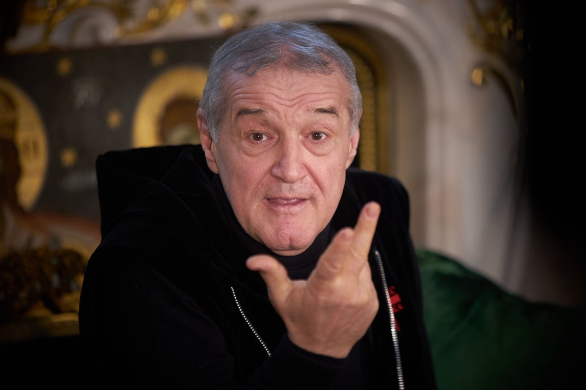 Disperat, Gigi Becali coboară în iarbă