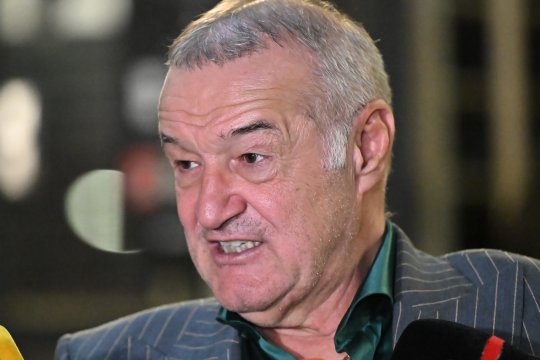 Motivul pentru care Gigi Becali i-a scos pe Darius Olaru și David Miculescu la pauza meciului cu Csikszereda