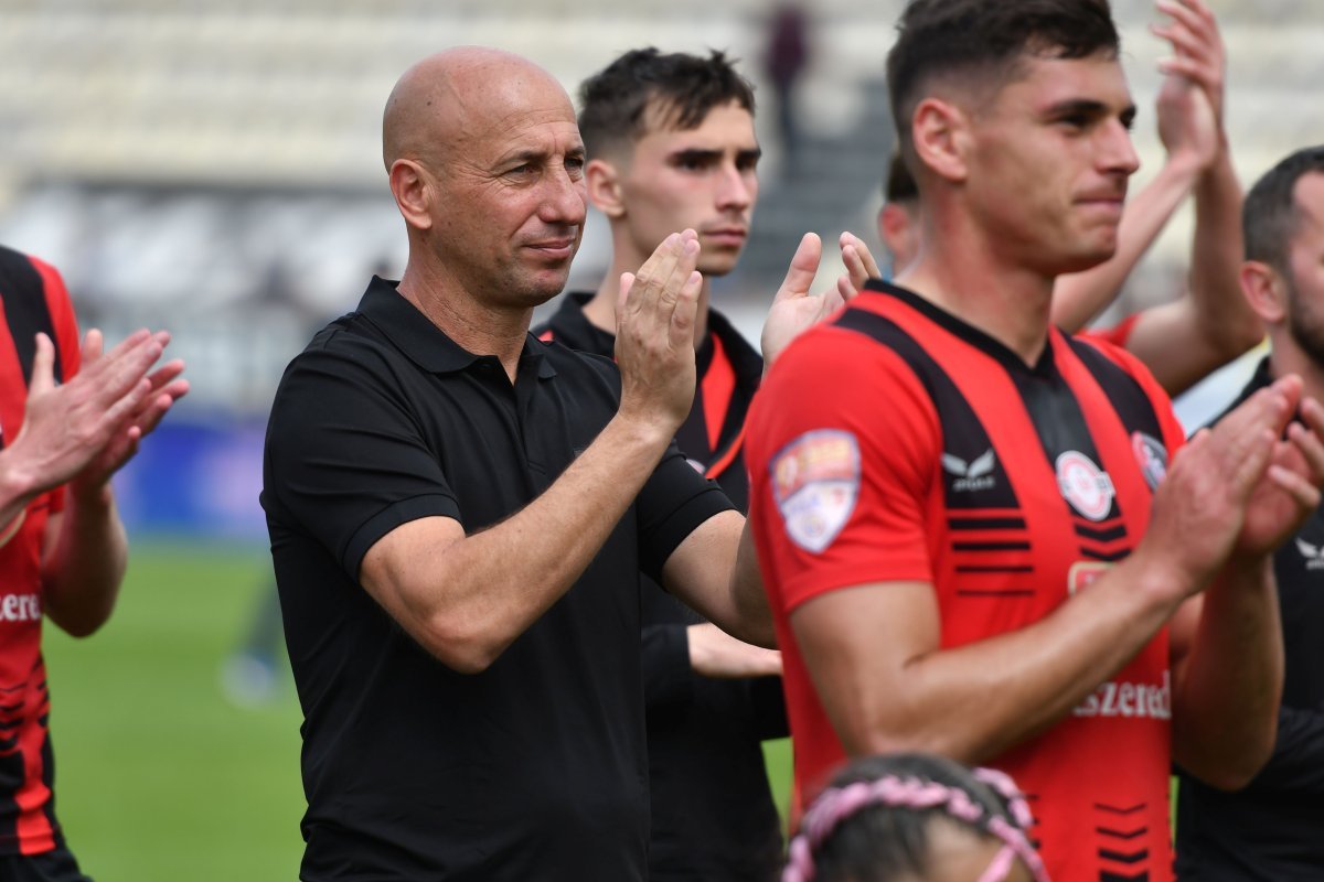 Robert Ilyeș a fost numit în funcția de anrenor pe banca ”ciucanilor” pe 19 martie 2023