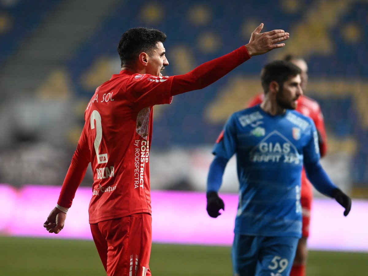 Benzar a fost vândut de FCSB pentru 1,7 milioane de euro