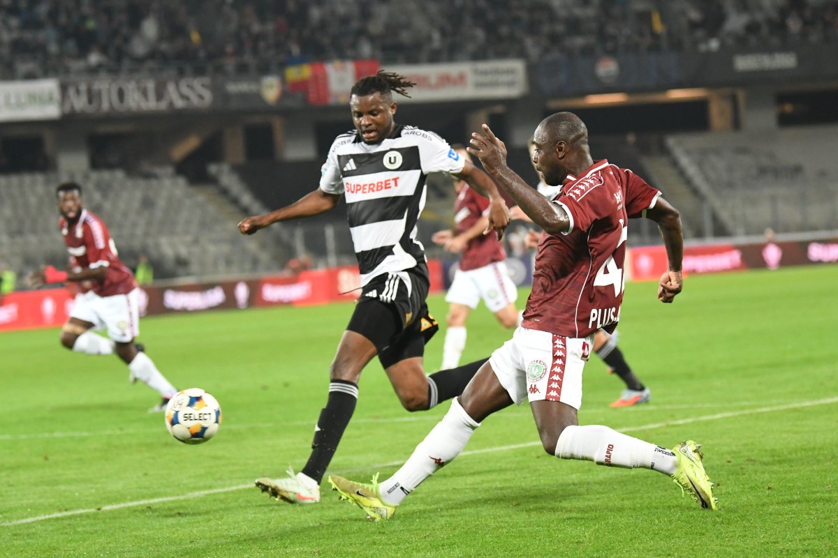 Rapid a cerut două penalty-uri în meciul cu U Cluj, scor 0-0