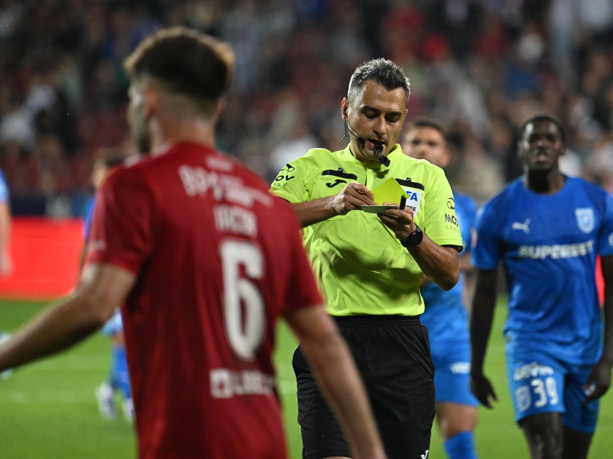Horațiu Feșnic a arbitrat Oțelul - Craiova