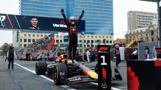 Din nou Verstappen! Campionul mondial câștigă și la Baku. Piastri, abandon în primul tur