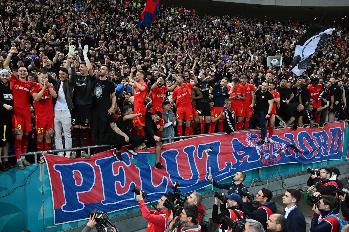 Galeria FCSB va face deplasarea în Olanda pentru meciul cu Go Ahead Eagles