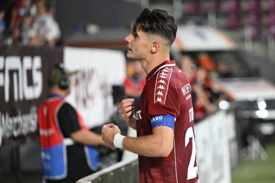 Fiul legendei Rapidului l-a demolat pe Dobre după conflictul cu suporterii: ”Bă, băiatule, tu realizezi la ce echipă joci? Să își caute echipă și să își vadă de drum!”