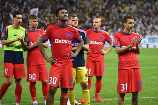 Fotbalistul de la FCSB a venit "deghizat" pentru a o "spiona" pe rivala Dinamo