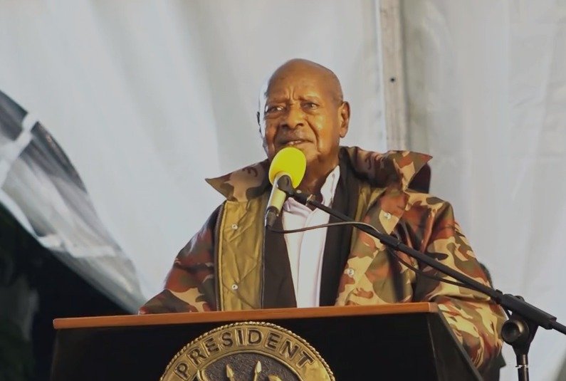 Yomeri Museveni, președinte în Uganda din 1986