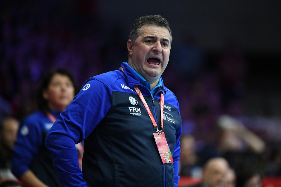 Șoc în handbal. Florentin Pera și-a anunțat demisia de la națională prin mail
