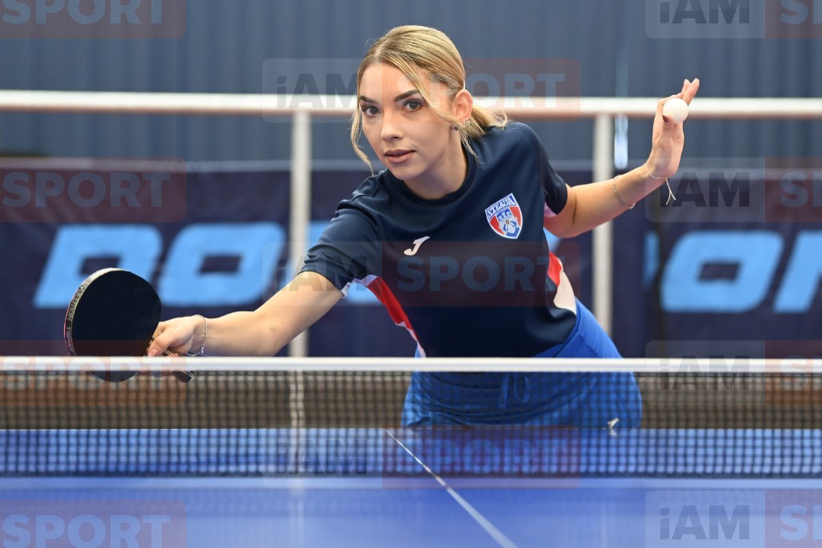 Bernadette Szocs este cea mai bună jucătoare română de tenis de masă