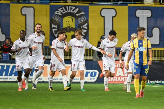 E mai mult rezervă la Rapid, dar a oferit o declarație admirabilă după victoria cu Petrolul: ”Nu m-am gândit să plec! Mulțumesc pentru șansa primită”
