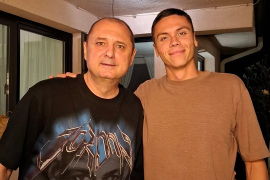 Emil Hossu-Longin l-a caracterizat pe David Popovici în câteva cuvinte după ce s-a întâlnit cu el: ”Mi-a întărit toate convingerile”