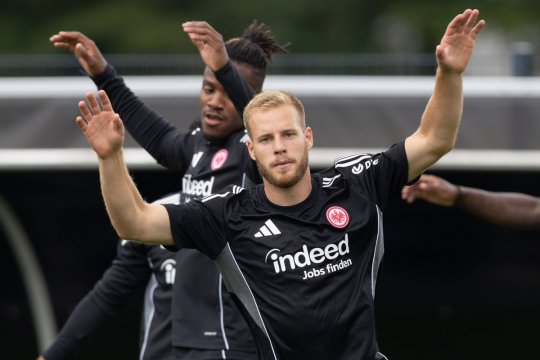 FCSB a făcut o ofertă consistentă pentru un jucător de la Eintracht Frankfurt