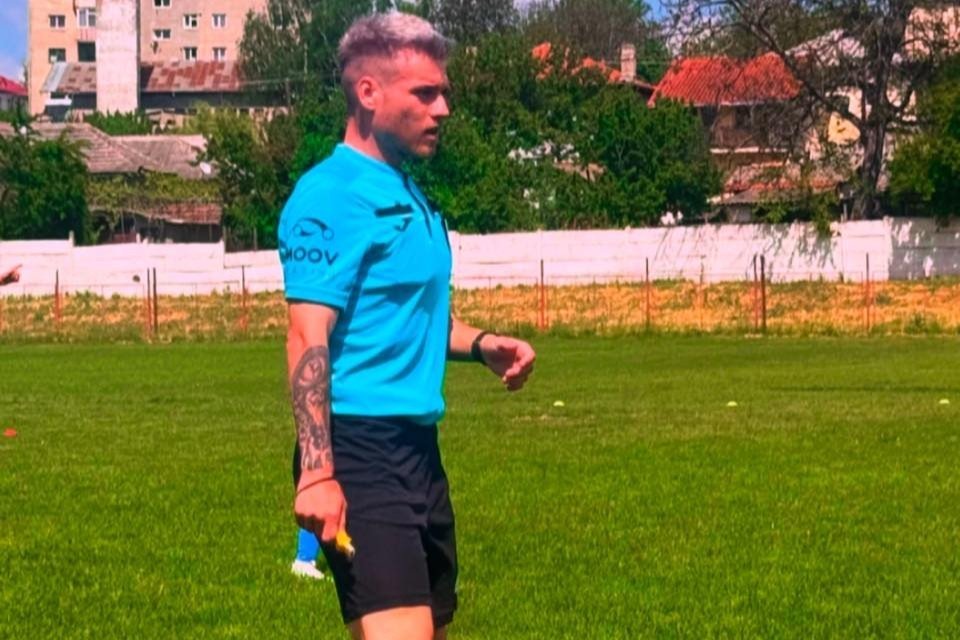 Valentin Hîţu a fost unul dintre asistenţii lui George Găman la meciul caritabil de la Medgidia