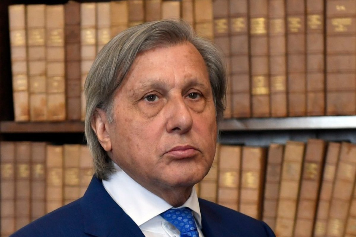 Ilie Năstase are 2 titluri de Grand Slam