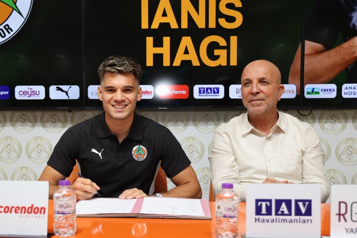 Ianis Hagi a semnat în Turcia, iar Gigi Becali a reacționat: ”La echipele de club nu prea a demonstrat, e timpul să o facă”